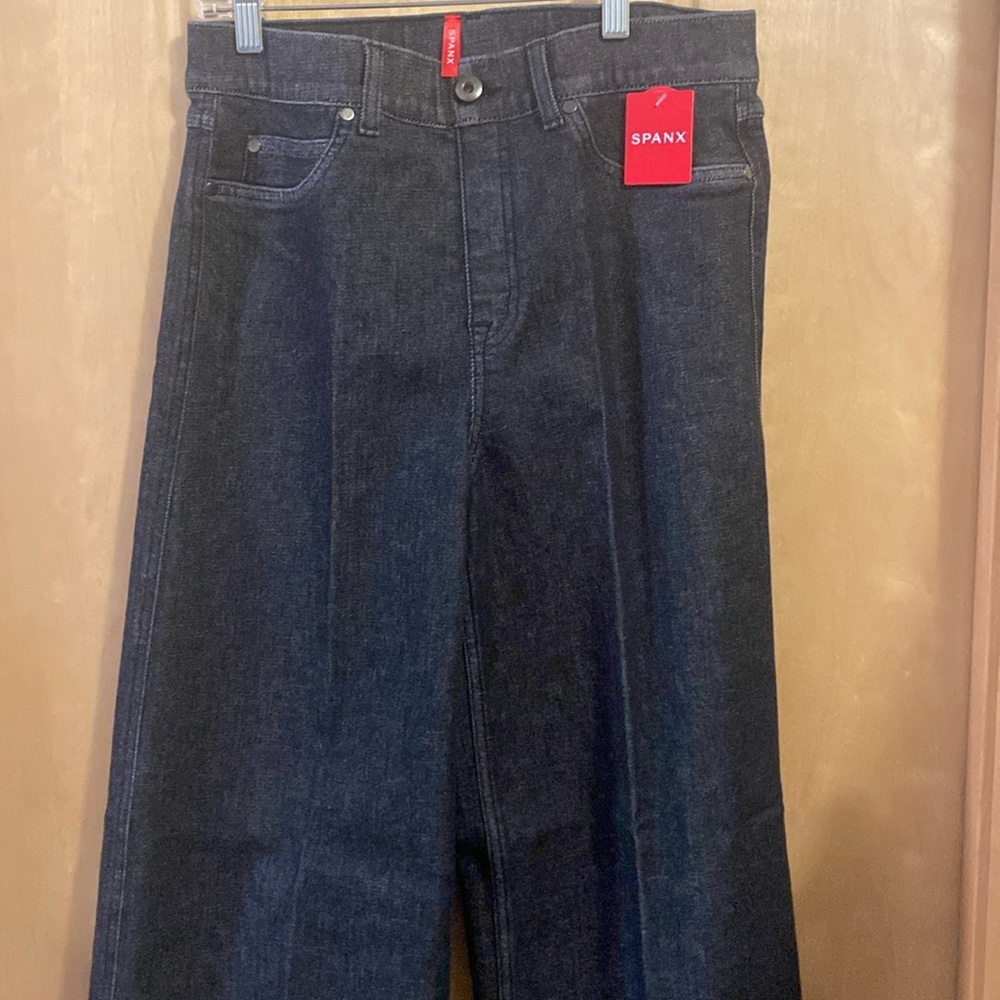 SPANX LG wide leg denim charcoal. New with tags on.
